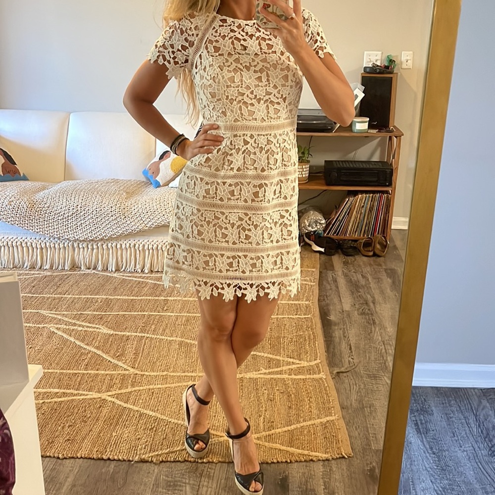 Stunning summer dress, perfect for baby or bridal shower